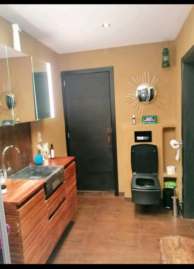 Gee Is Sharing Her Home Льеж Экстерьер фото