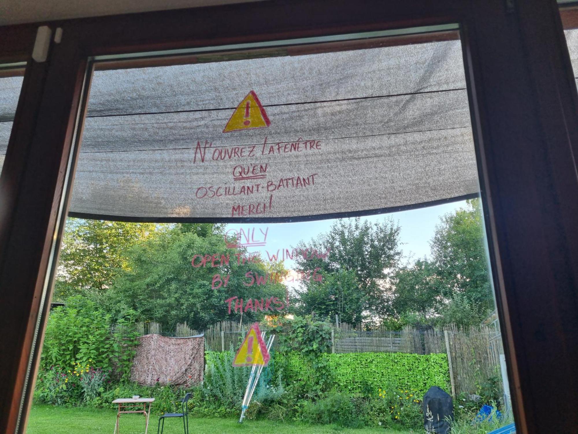 Gee Is Sharing Her Home Льеж Экстерьер фото